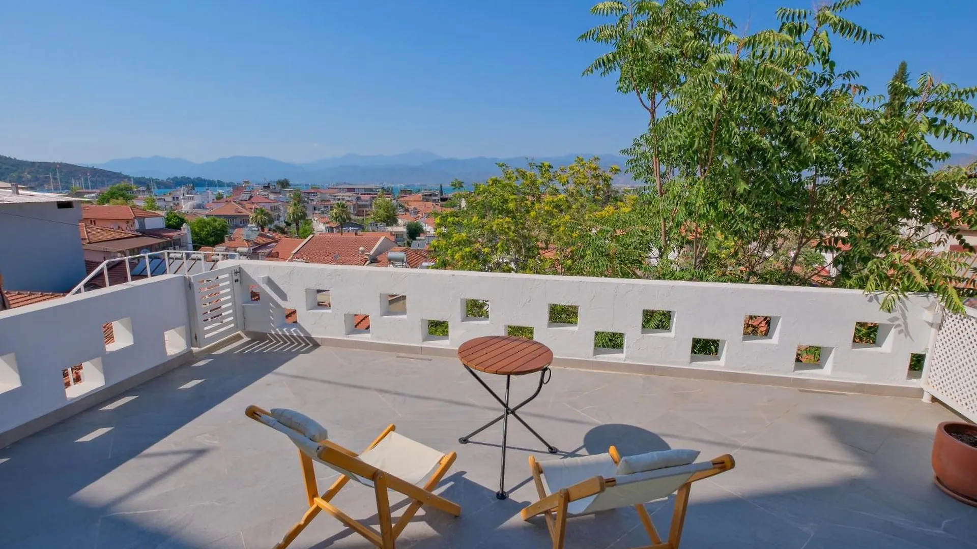 Stay At The Heart Of Fethiye - Piccolo House